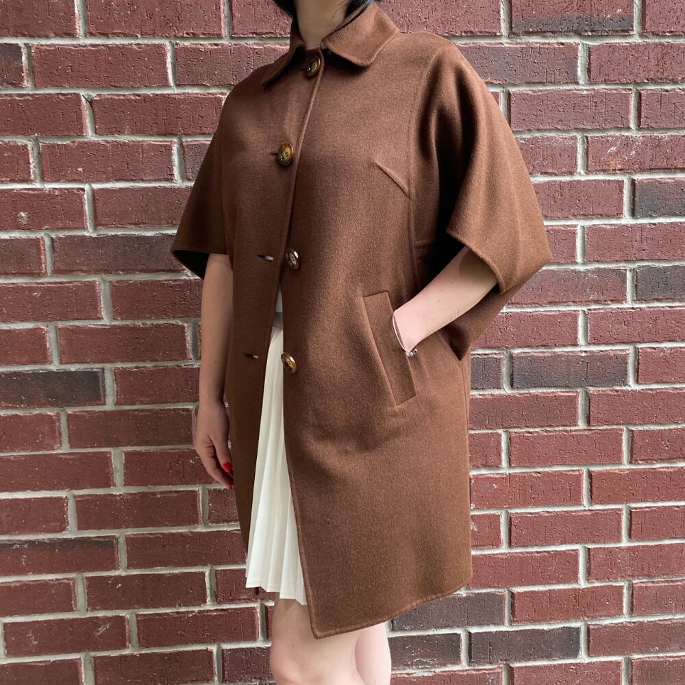 Michael Kors Doubleface Cape in Brown, size Medium - Picture 7 of 7